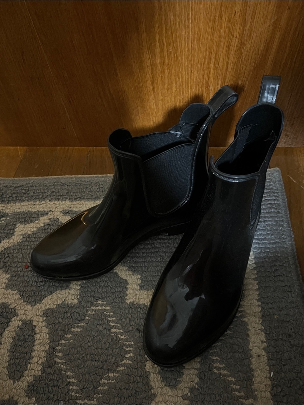 Classic Black Women's Chelsea Ankle Boots - Sleek Waterproof Style